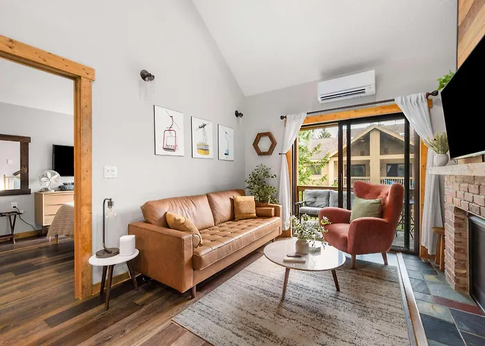 Renovated Ski In Out Condo King Bed Patio Grill